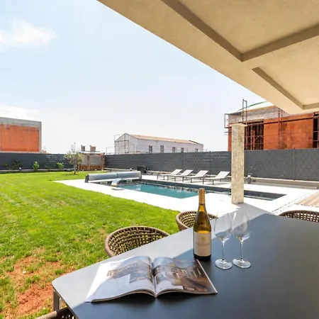 Jelena With Private Pool